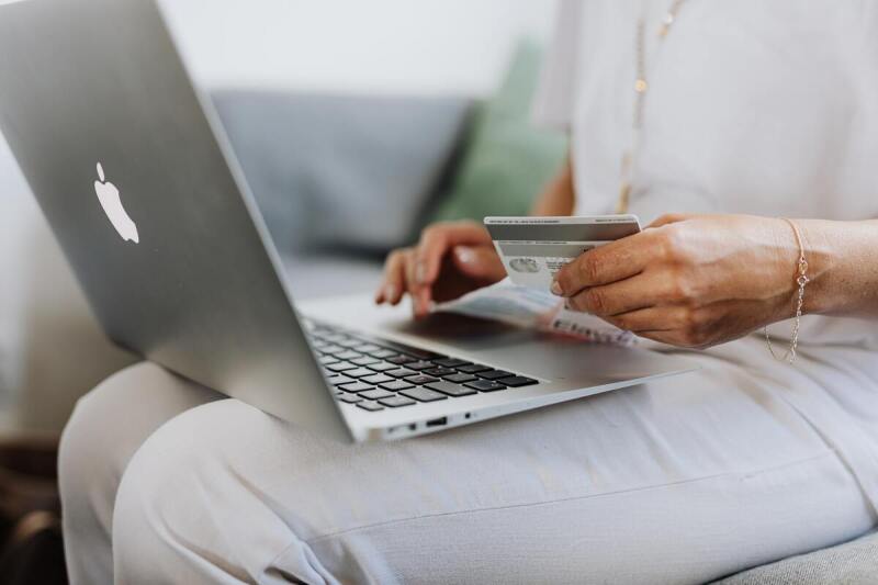 Optymalizacja procesu zakupowego w e-commerce: Kluczowe strategie i narzędzia
